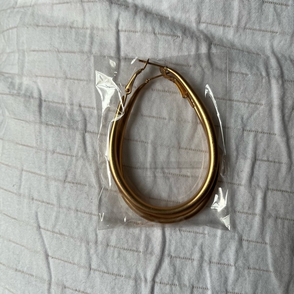 Gold Oval Drop Hoop Earring - Picture 4 of 5